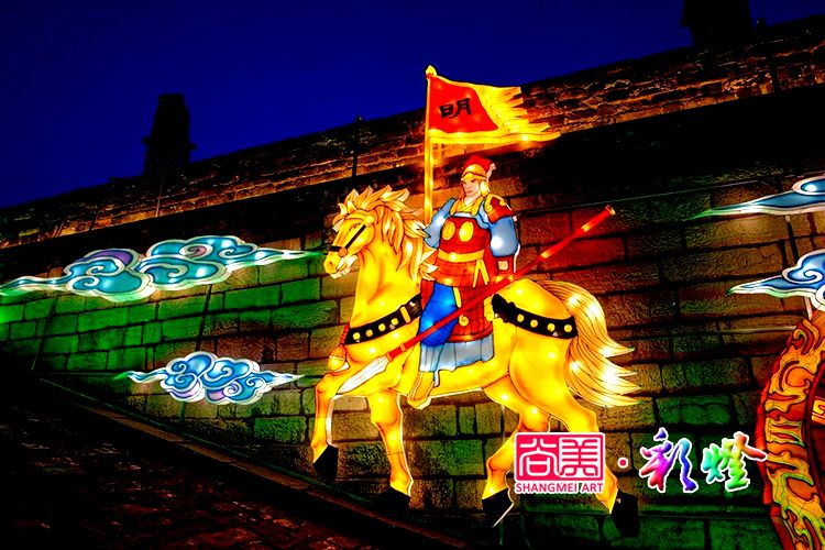 南京夫子廟牆壁上的半浮雕花燈
